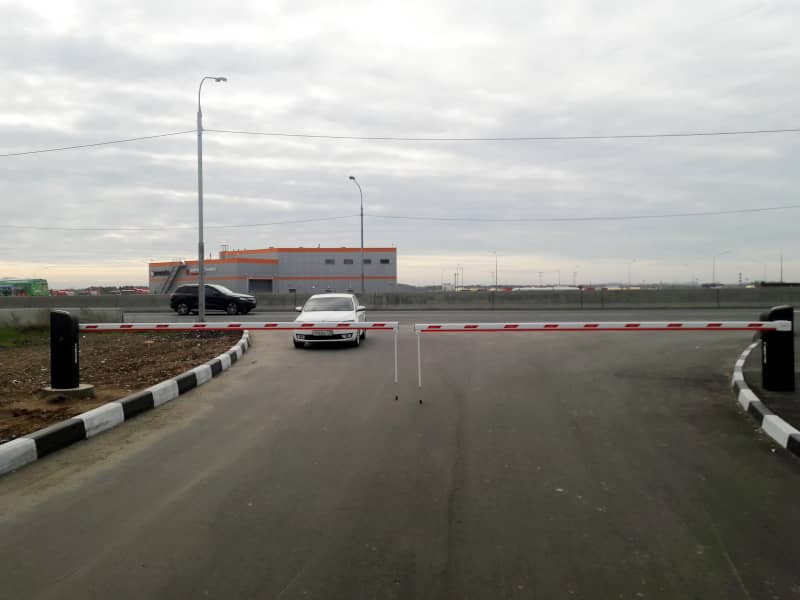 Шлагбаум DoorHan в Сургуте с установкой
